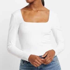 Express Body Contour High Compression Square Neck Long Sleeve Cropped Tee